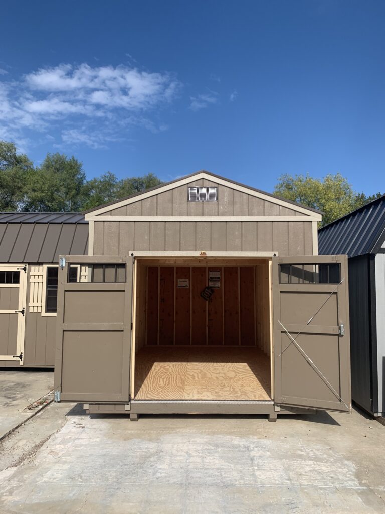 Utility Shed Pro: 10' x 16'