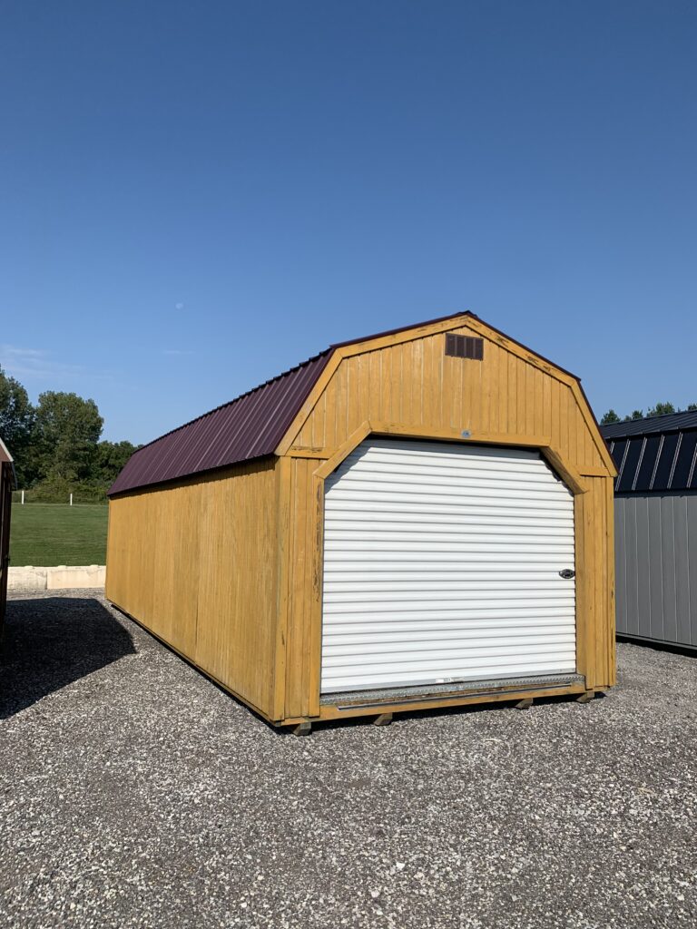 Lofted Garage Value : 12' x 32'
