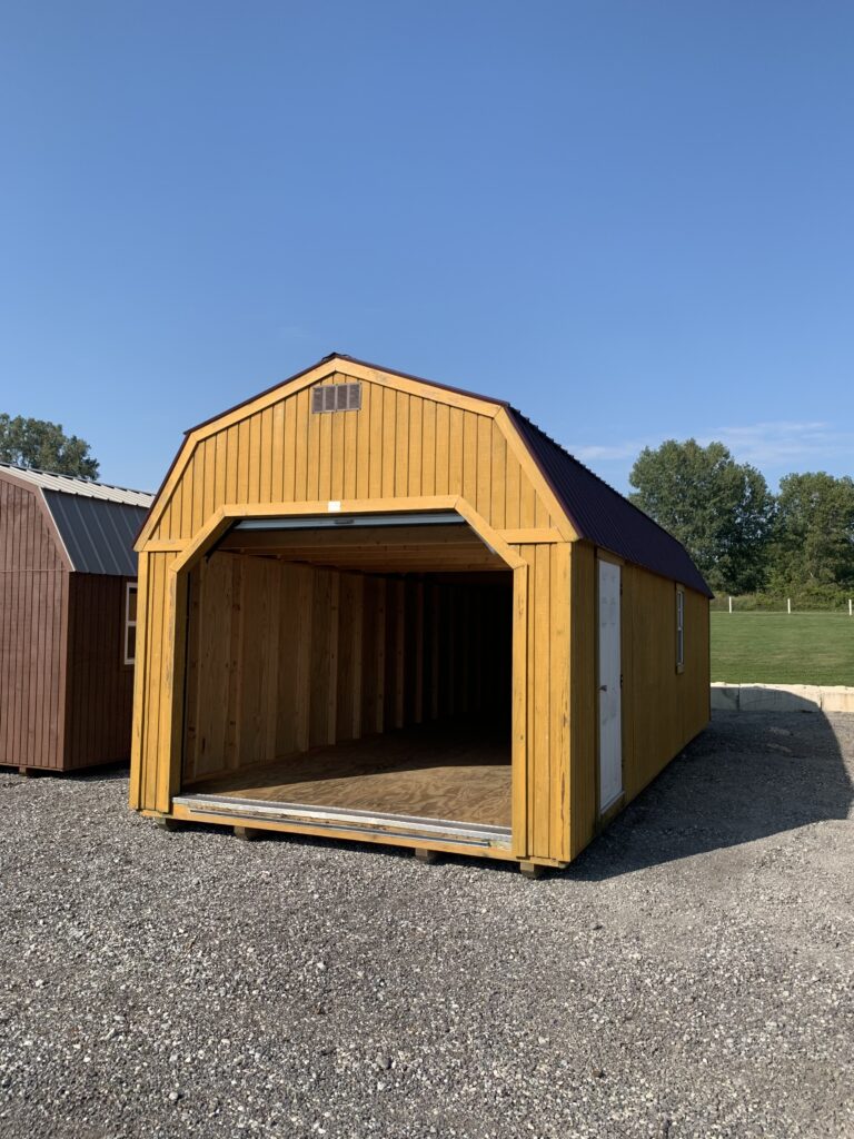Lofted Garage Value : 12' x 32'